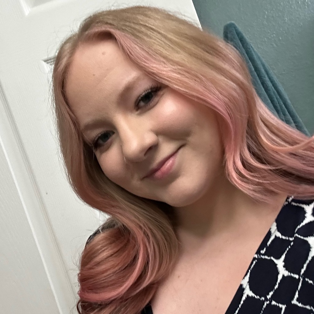 Meet your Posher, Pamela